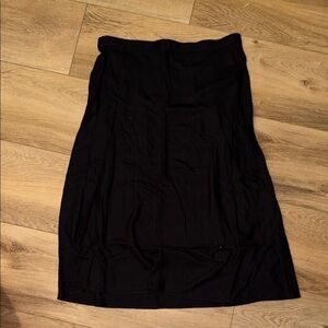 Old Navy Women's Black Flowy Midi Skirt